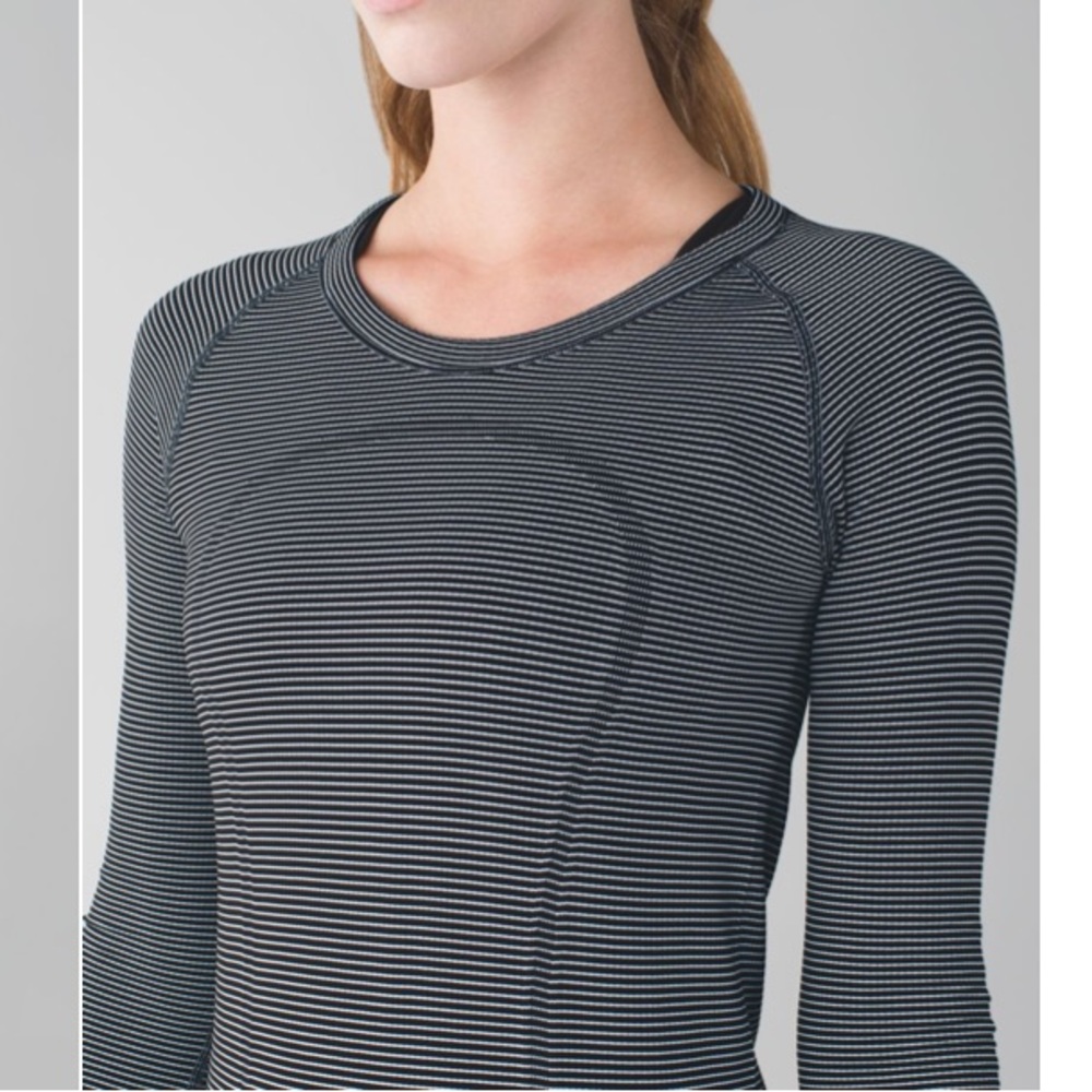 Swiftly Tech Long Sleeve Crew Tempo Stripe B&W